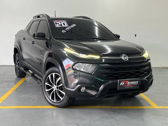 FIAT TORO 2.0 16V TURBO DIESEL ULTRA 4WD AT9 FIAT TORO 2.0 16V TURBO DIESEL ULTRA 4WD AT9